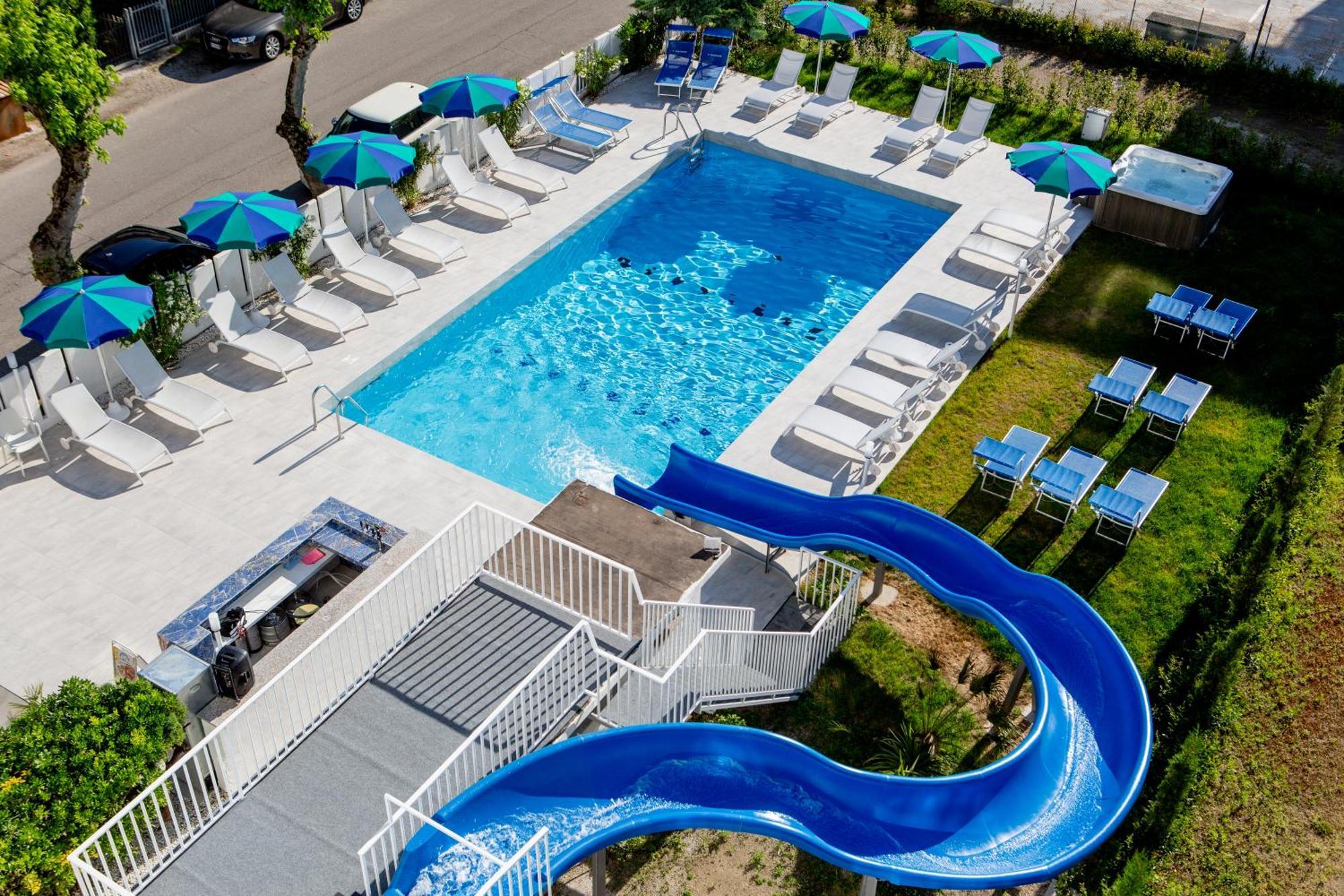 Clubhotel Residence Cesenatico Exterior photo